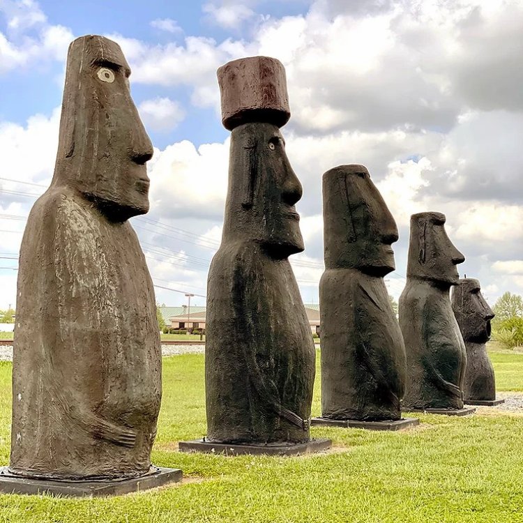 Kelly Kazek’s Odd Travels: Alabamans Discover Easter Island Moai Replicas in Tullahoma, Tennessee