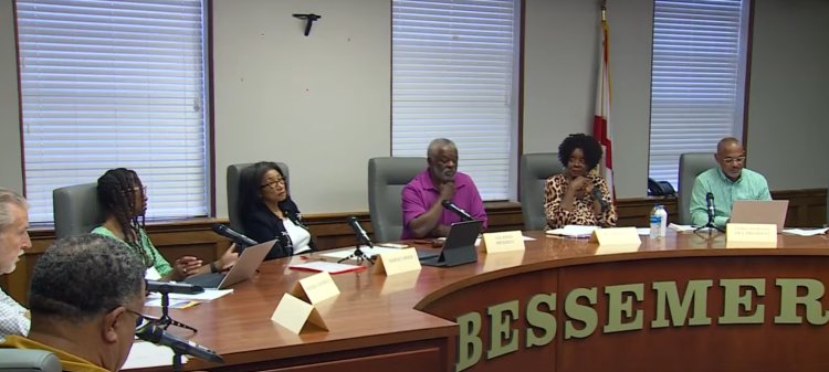 Alabama School Board Clashes Over Unfinished Repairs Weeks Before Students Return