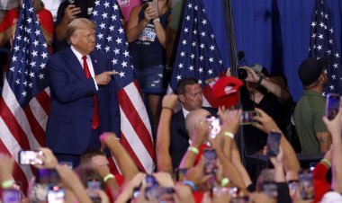 Trump's Pennsylvania Rally Takes an Unconventional Turn with Personal Attacks and Tangents