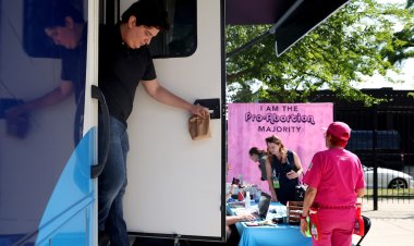Planned Parenthood Provides Free Abortions and Vasectomies Near Democratic National Convention