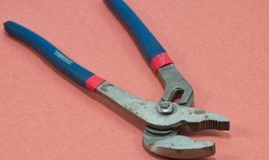 Professional Vs. DIY Water Heater Repair: When To Call The Experts