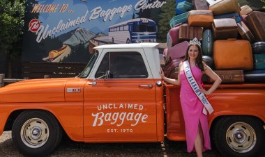 Hannah Seymour Highlights Alabama's Unclaimed Baggage at Mrs. America 2024