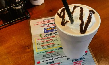 Top 5 Places to Try the Best Bushwacker Drink in Alabama