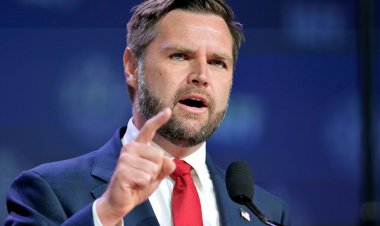 JD Vance Faces Mixed Reactions at Firefighter Union Speech in Boston
