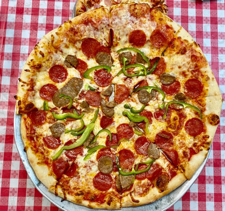 10 Must-Try Pizzas in Alabama