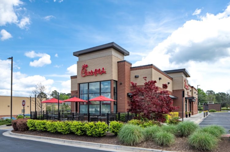 New Chick-fil-A Restaurant Opens in Auburn, Alabama