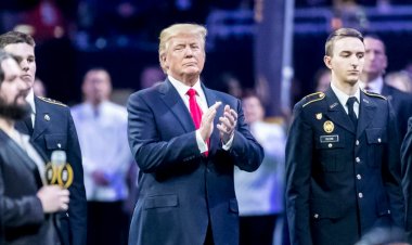 Donald Trump Considering Attending Alabama vs. Georgia Football Game in Tuscaloosa