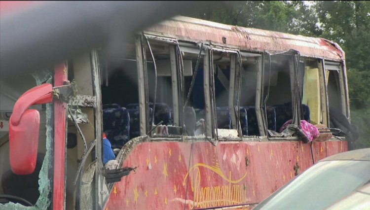 Federal Investigators Examine Deadly Mississippi Bus Crash on I-20