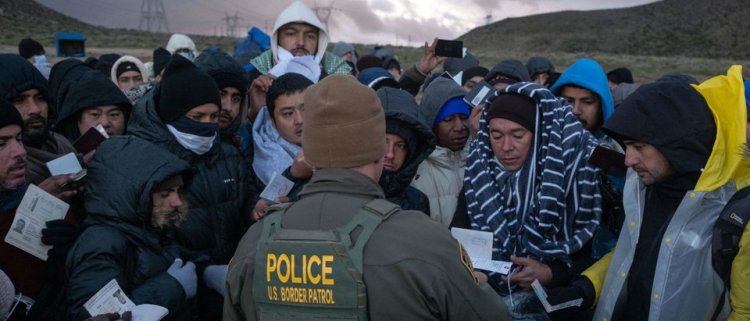 **‘It Was Unprecedented’: Former Border Patrol Chief Exposes Biden Administration’s Handling of Migrant Crisis**