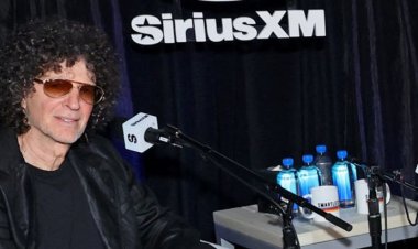 Howard Stern Takes 30 Seconds to Share His Concerns About a Trump Victory with Harris.