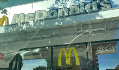 “I Really Wanted To Do This All My Life”: Trump Dishes Out Fries at McDonald’s in Key Swing State