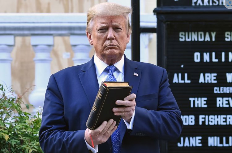 Most churchgoers back Trump, except for this one key group