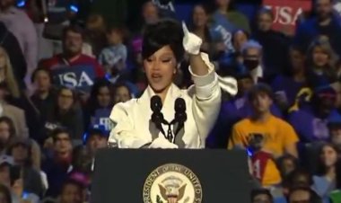 "‘One Second, Guys’: Celebrity Endorsing Harris Left Stunned by Teleprompter Glitch"