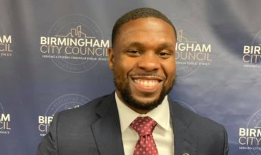 Birmingham councilman arrested for DUI after passing out in city vehicle in south Alabama, police say