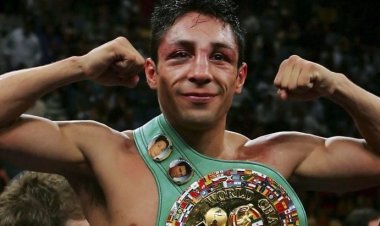 Officials Confirm Retired Boxing World Champion Israel Vázquez Has Been Diagnosed With Cancer