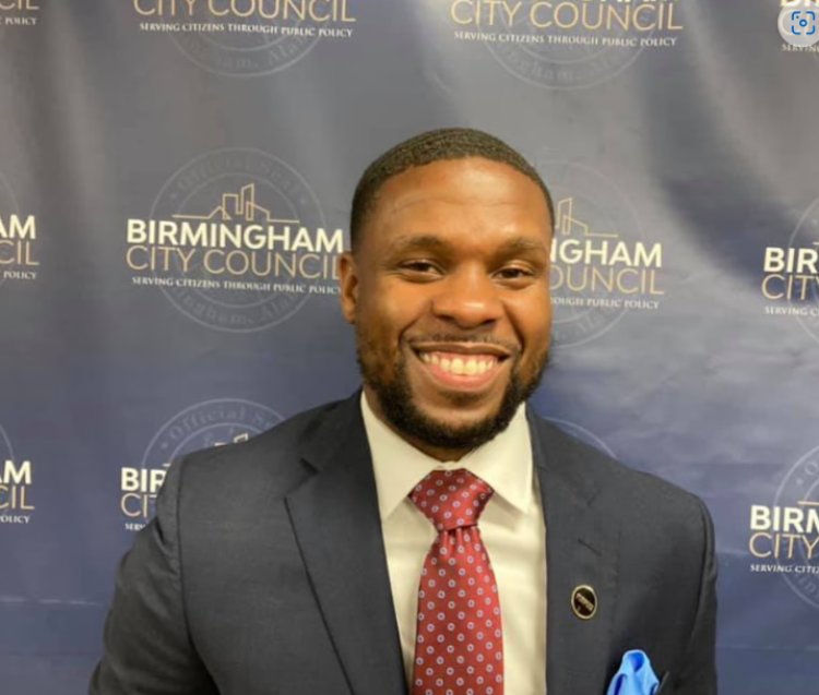 Birmingham councilman arrested for DUI after passing out in city vehicle in south Alabama, police say