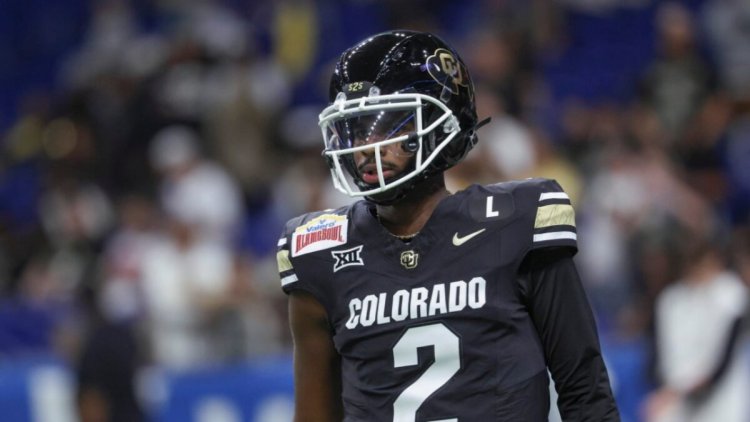 Cris Carter Attacks Shedeur Sanders for "Throwing Away $30 to $50 Million" in the NFL Draft Fall