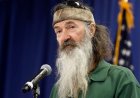 "Duck Dynasty" This Is Why a Star's Trump Speech Is Still Relevant Even After His Death