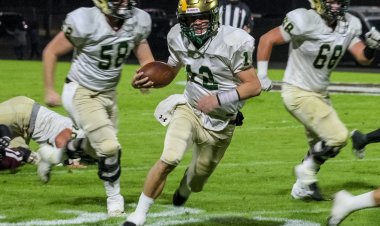 Gardendale Makes History by Upsetting No. 2 Mountain Brook in the 6A Quarterfinals
