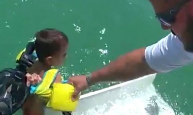 In Florida waters, a father from Georgia dies heroically while rescuing his son from a rip current.