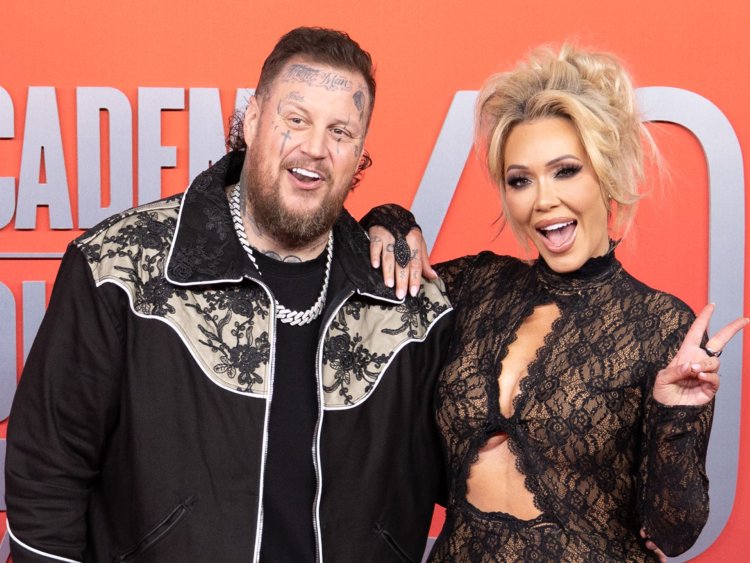 "A Huge Win": Bunnie Xo Becomes Touched by Jelly Roll's IVF Milestone