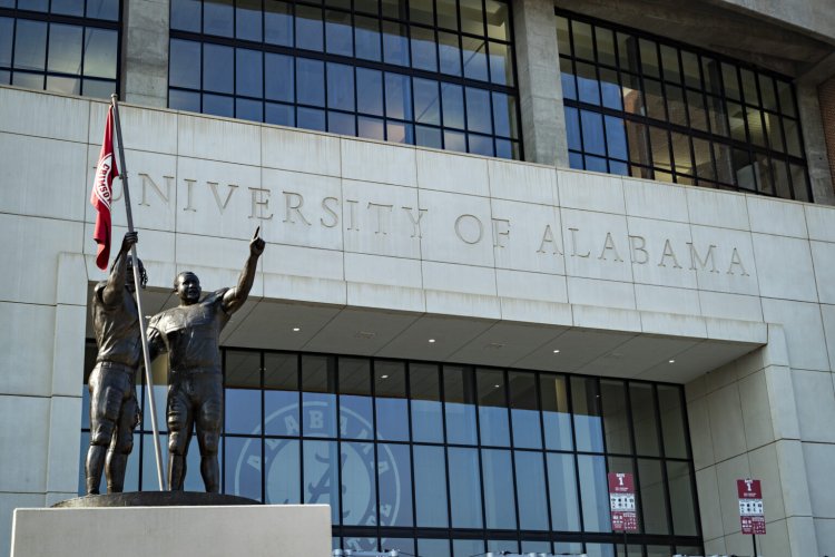 A Professor at the University of Alabama Claims a Strong State Official Threatened Program Funding Due to DEI Content