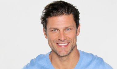 Greg Vaughan, a soap star, beams with pride as his son starts his freshman year at the University of Alabama.