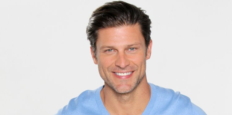 Greg Vaughan, a soap star, beams with pride as his son starts his freshman year at the University of Alabama.