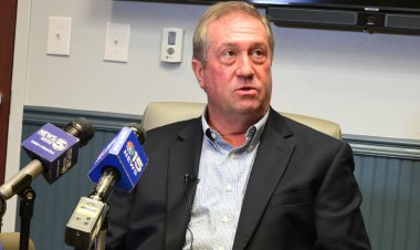 Mobile County Sheriff Defends Deputies After Video Shows Man Struck During Immigration Operation