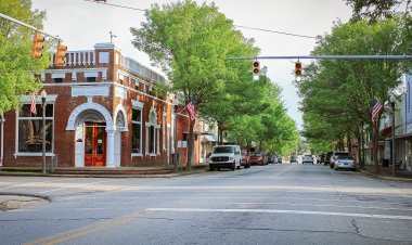Birmingham’s Beloved Thank You Books Is Doubling Its Space and Its Story