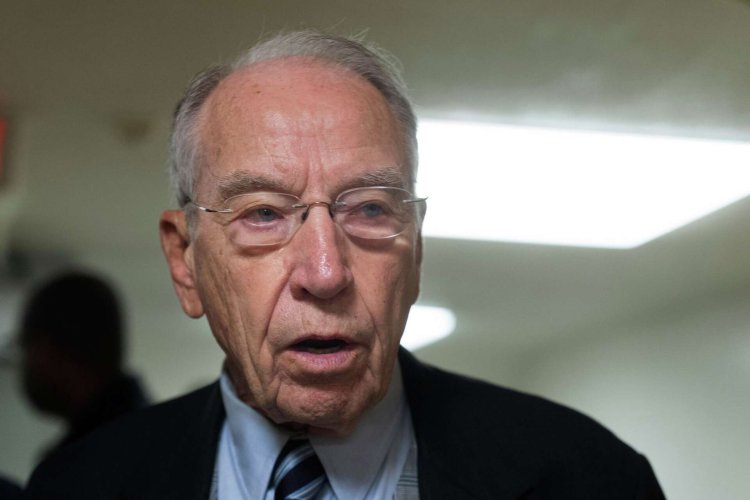 FBI Examined Phone Records of GOP Senators in Trump Jan. 6 Inquiry, Lawmakers Reveal