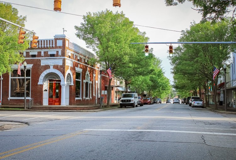 Birmingham’s Beloved Thank You Books Is Doubling Its Space and Its Story